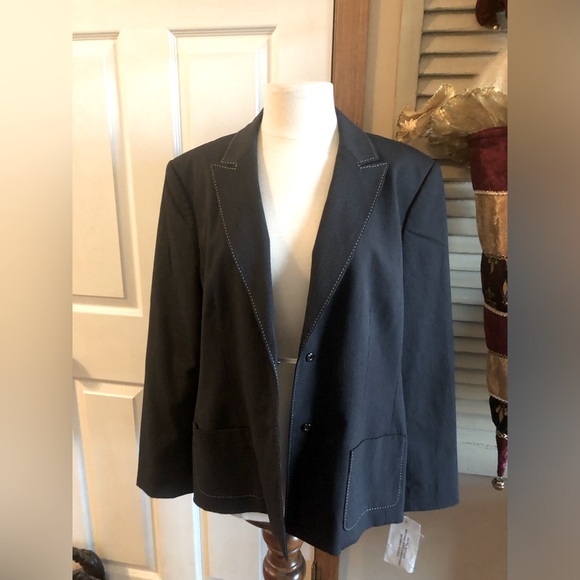 Nine West Jackets & Blazers - NINE WEST BEAUTIFUL BLAZER SUZE 14, súper elegante!
